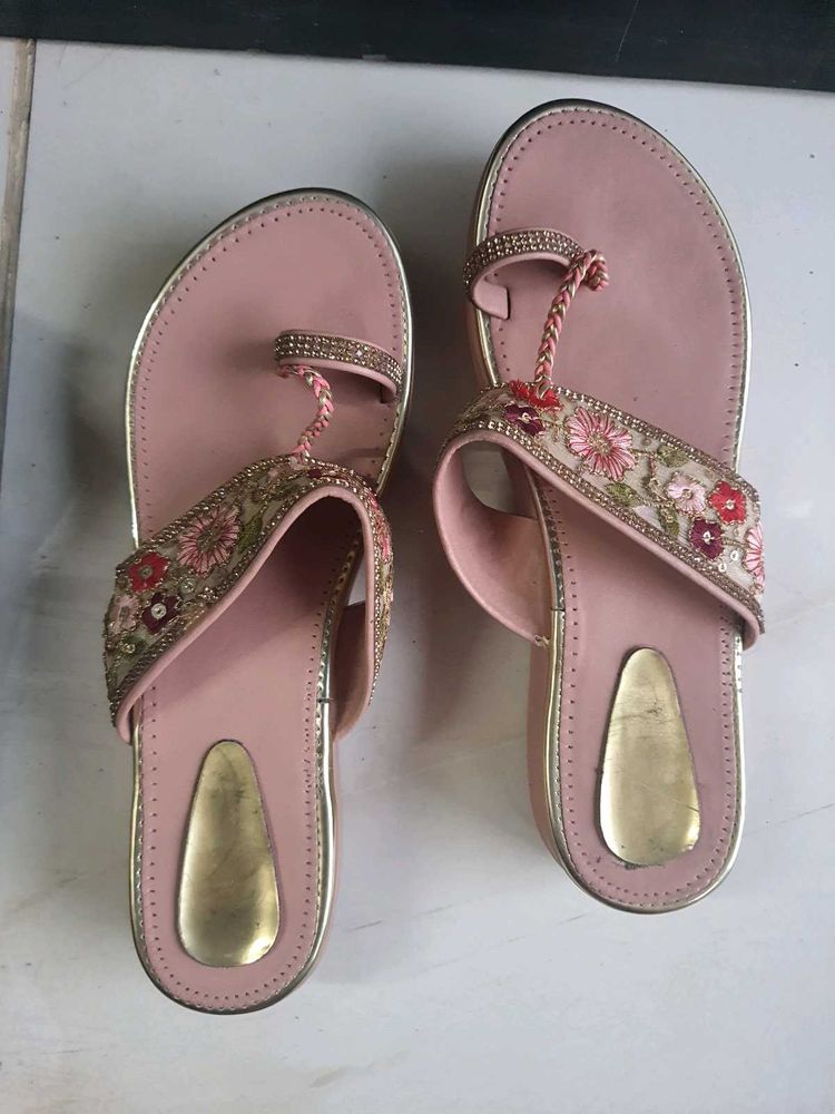 Embroidered platform Sandals