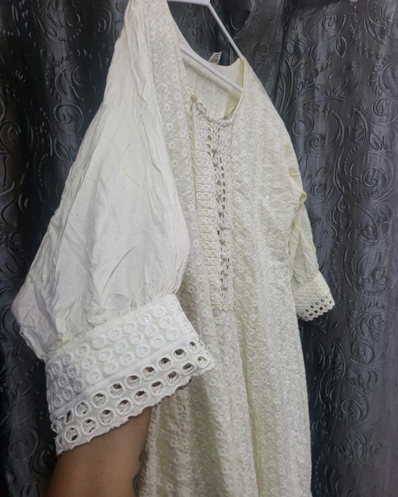 Elegant Embroidered Kurta