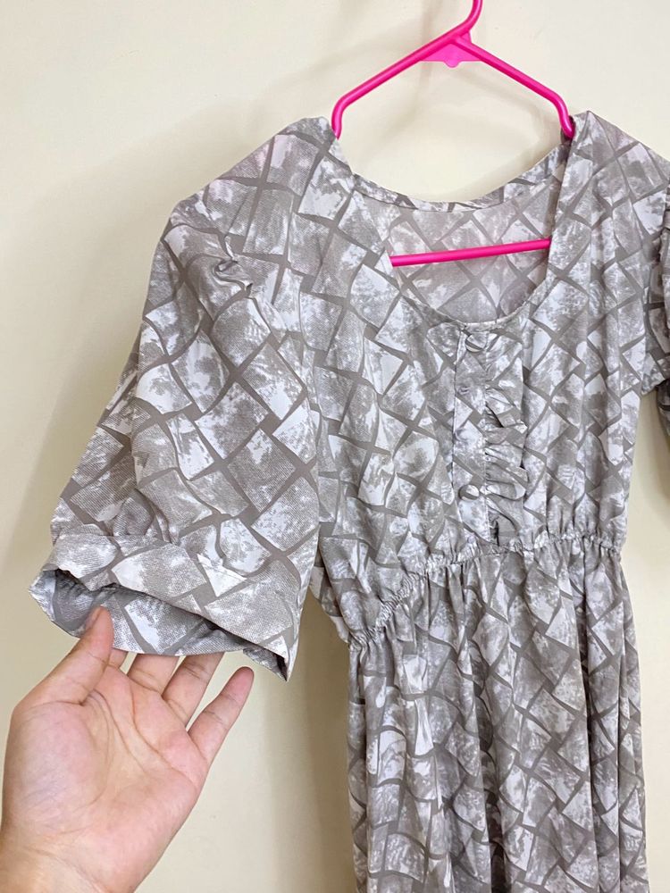 Feminine Summer Dress