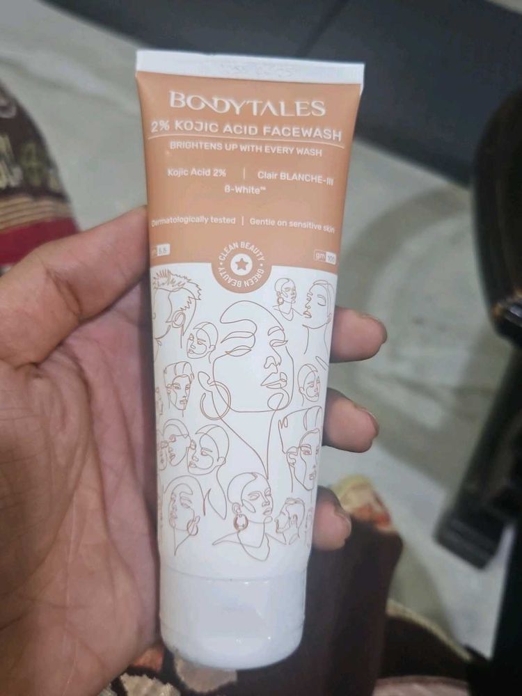Bodytales 2% Kojic Acid Facewash