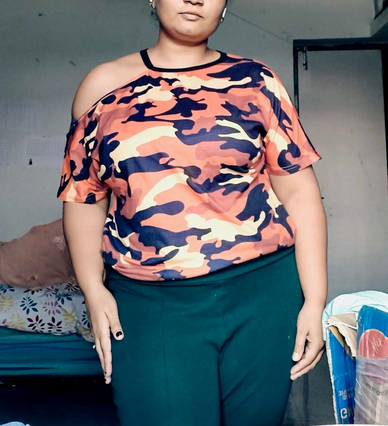 army print tshirt
