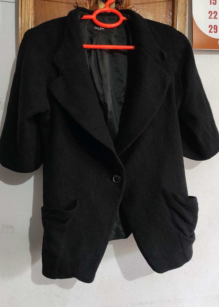 Black Short Sleeve Blazer