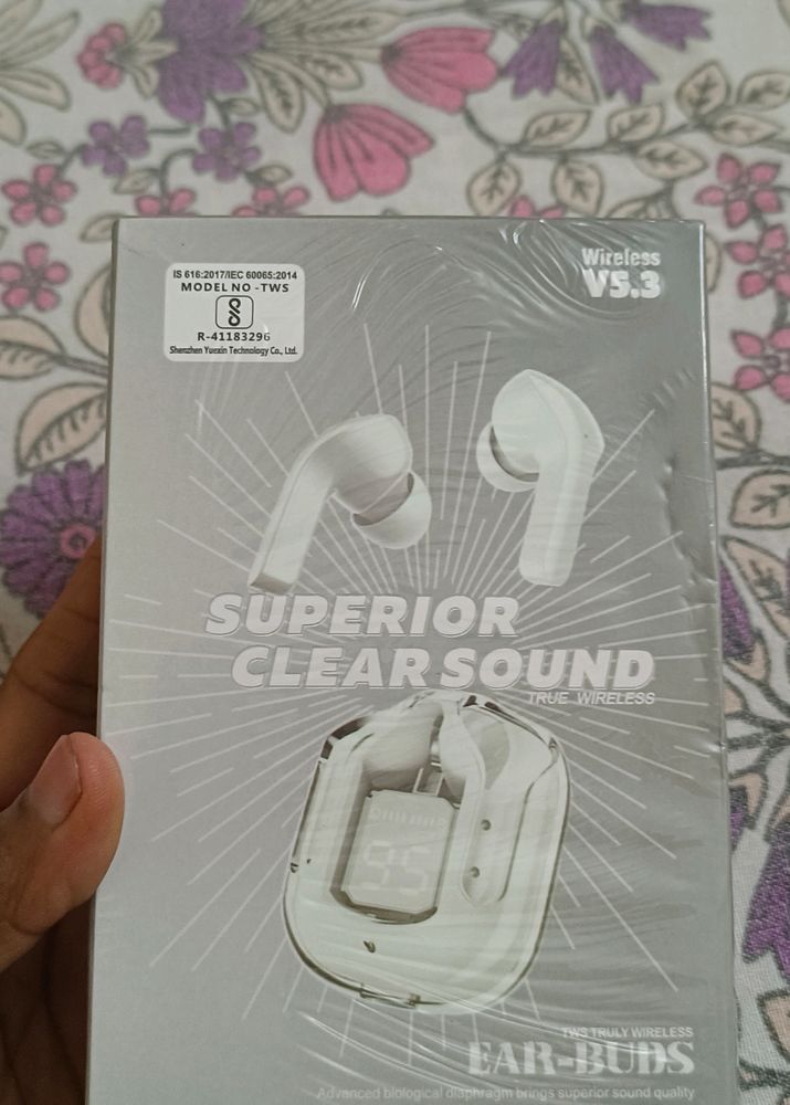 2  Blutooth Wireless Earbuds