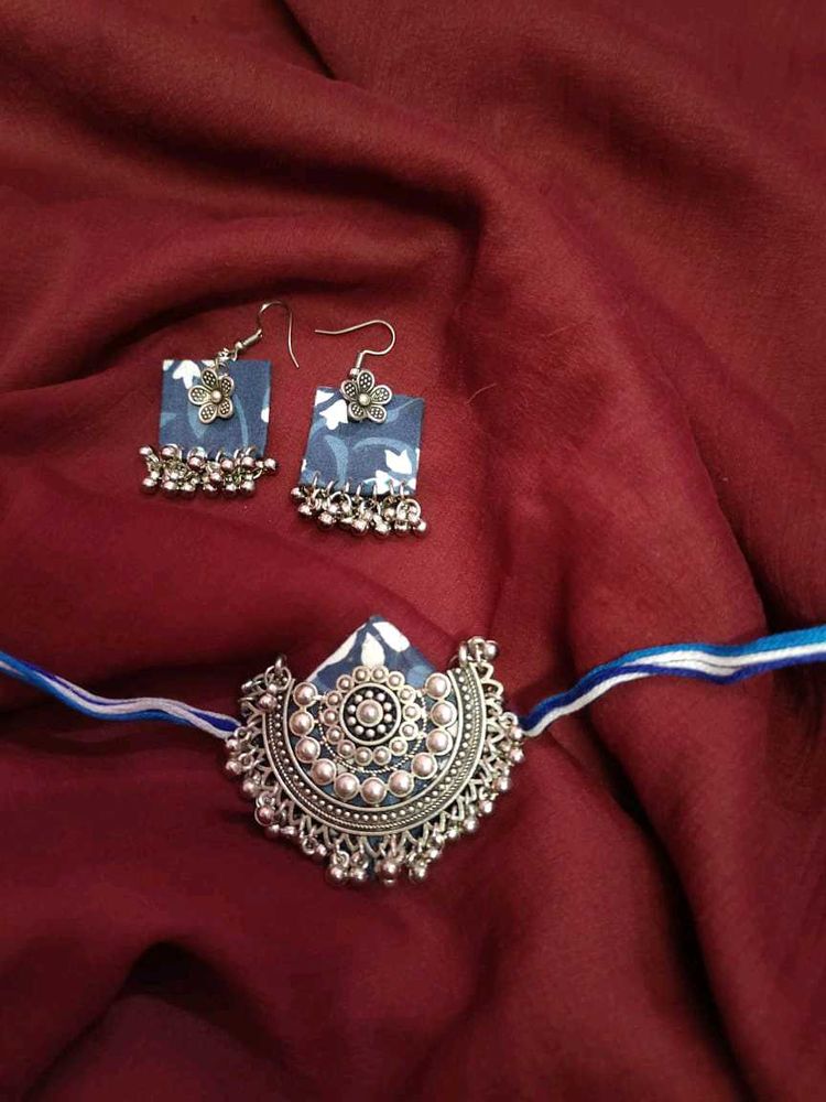 Handmade Floral Jewelry Set💙