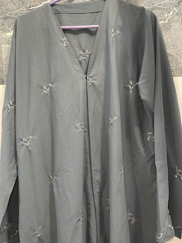 Beautiful Aesthetic Embroidered Abaya