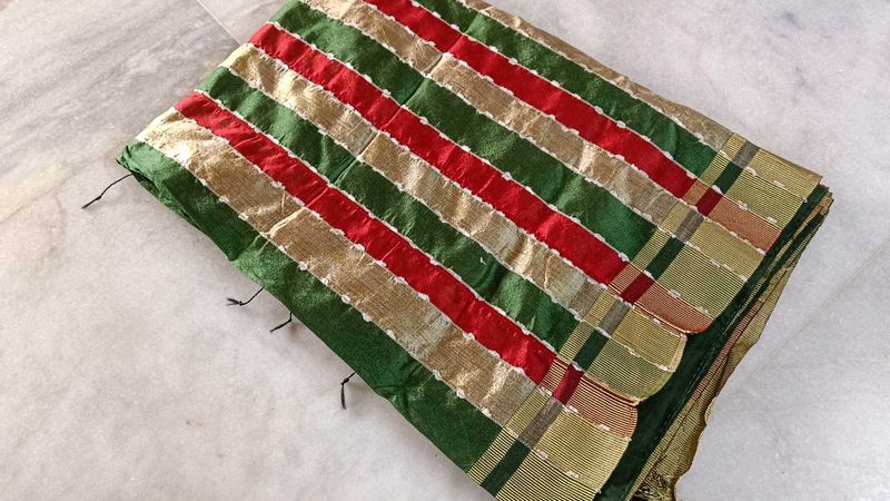Striped Red Green Saree 🛍️