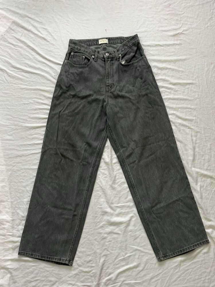 MADE IN KOREAN JEANS