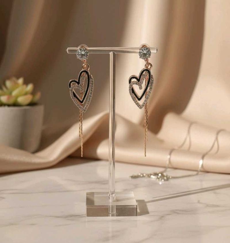 Heart Dangle Earrings😍