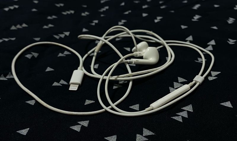 Apple Earphone