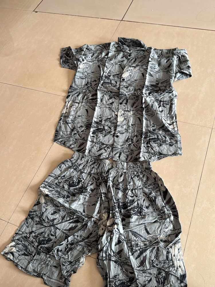 Cod Set Printed Relaxed Shirt With Shorts