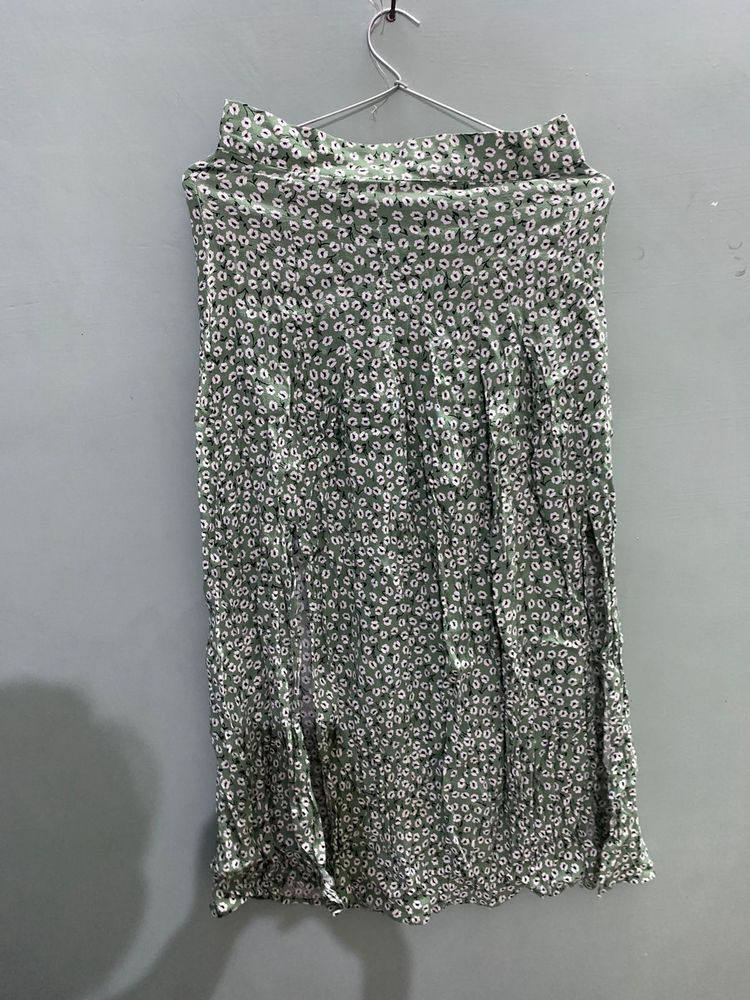 H&amp;M Side Slid Skirt