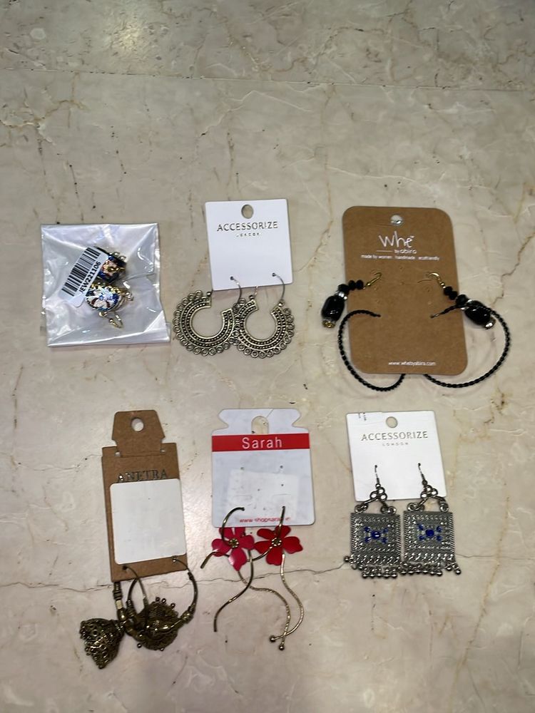 SET OF 7 EARRINGS