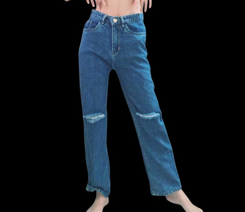 Ripped Knee straight Jeans