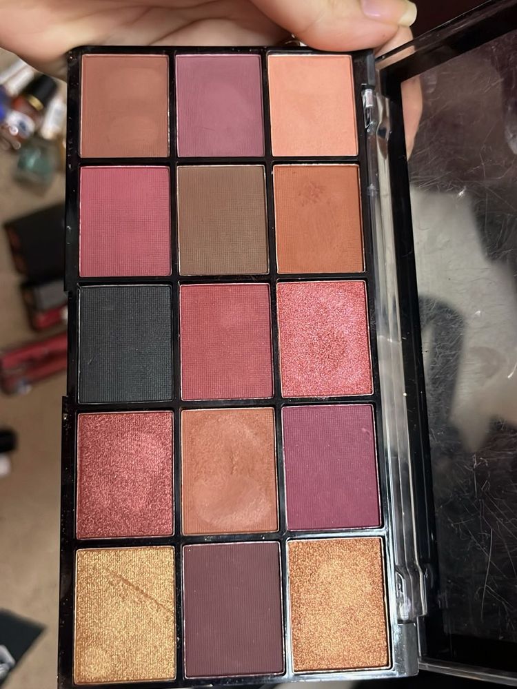 Makeup revolution Eye Shadow Palette