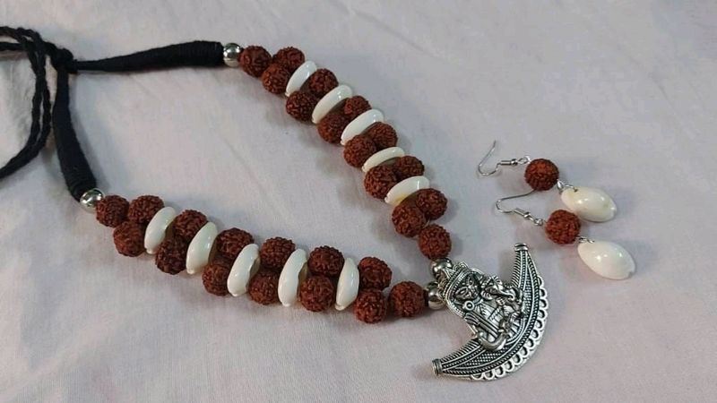 ✨Rudraksha, Seashell And Oxidised Jewellery Set ✨