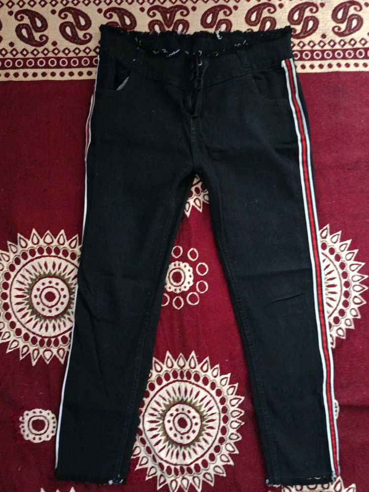 Stylish Black Jeans with Stripe