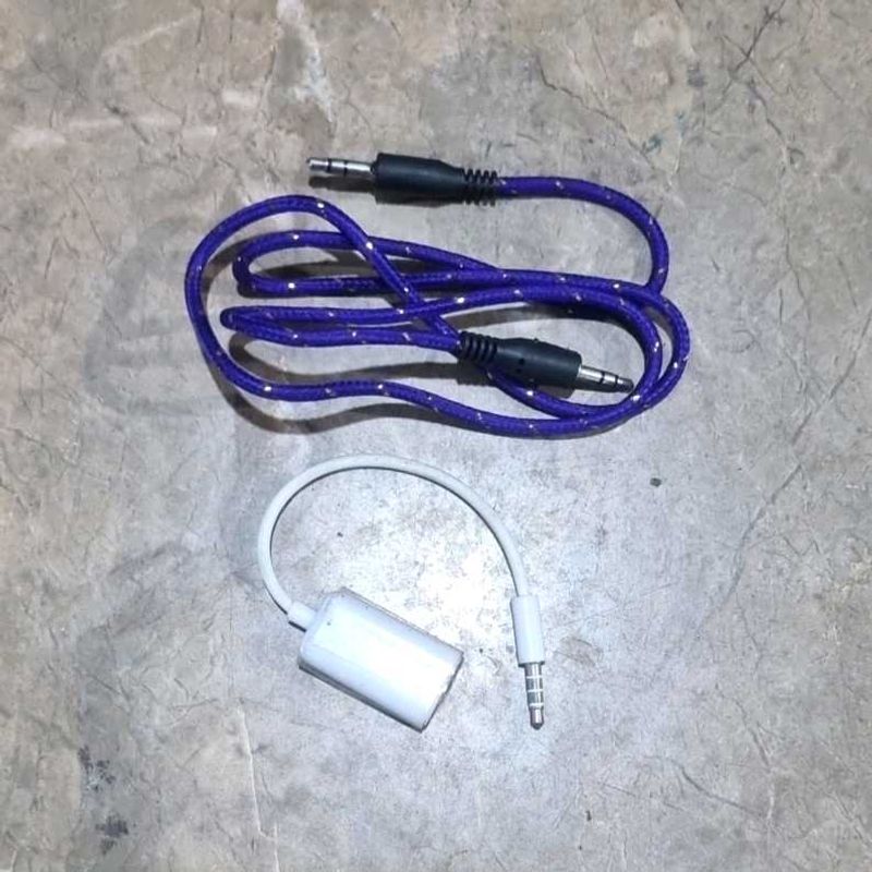 Audio Spliter &amp; Aux Cable Bundle