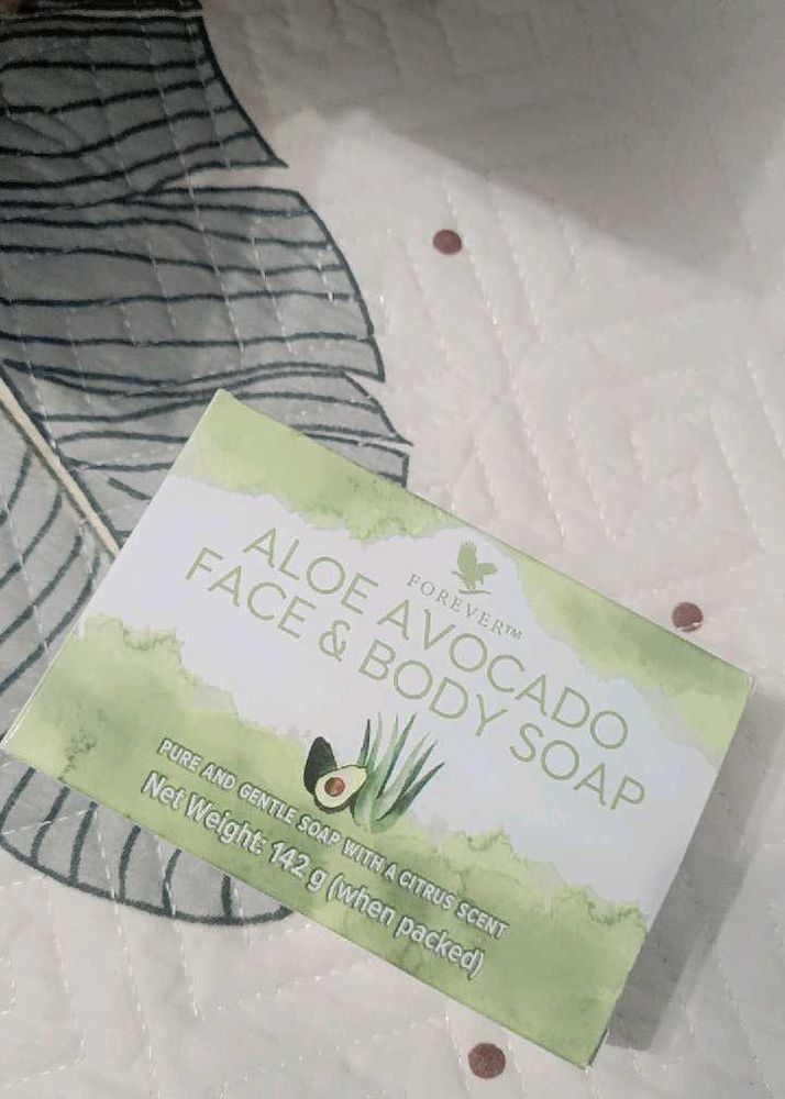 Forever Aloe Avocado Face &amp; Body Soap