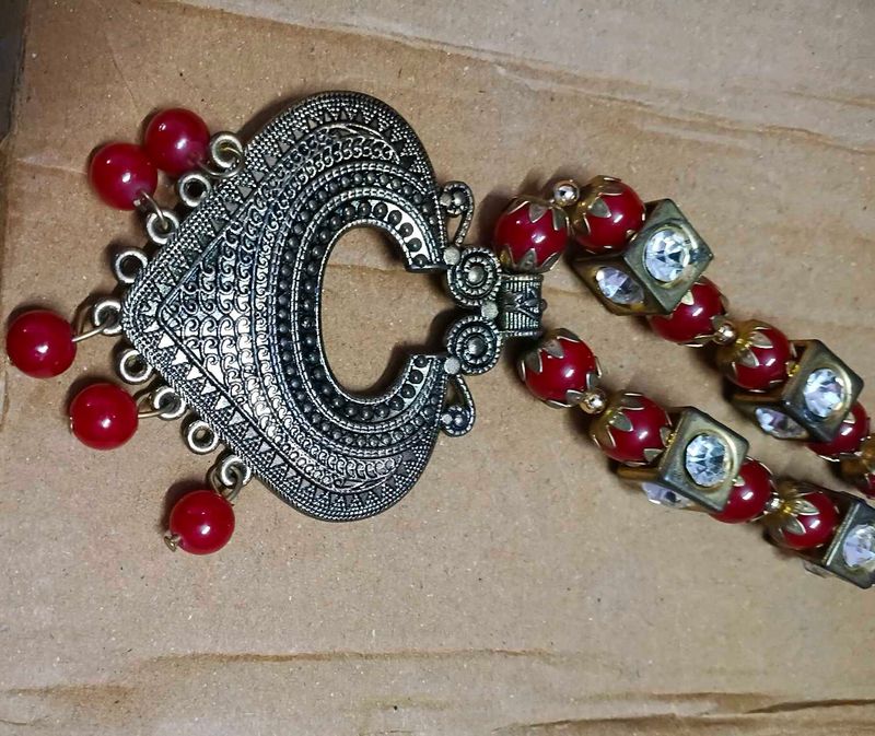 Statement Necklace: Red Beads