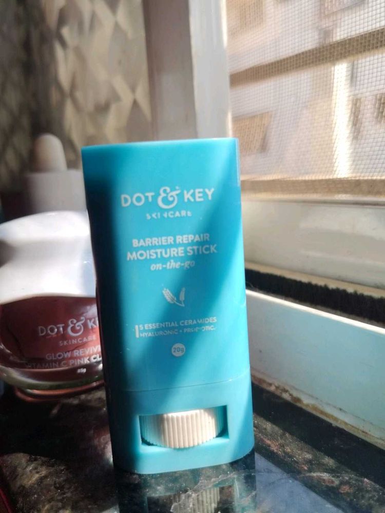 Dot &amp; Key Moisture Stick