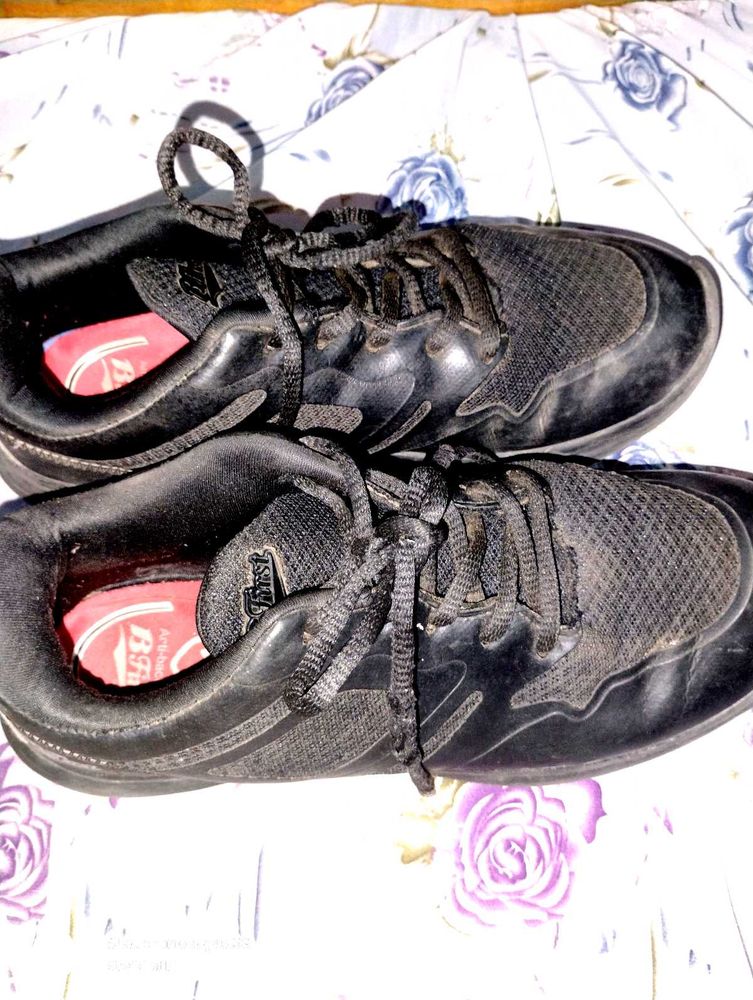 Uae Men Shoes