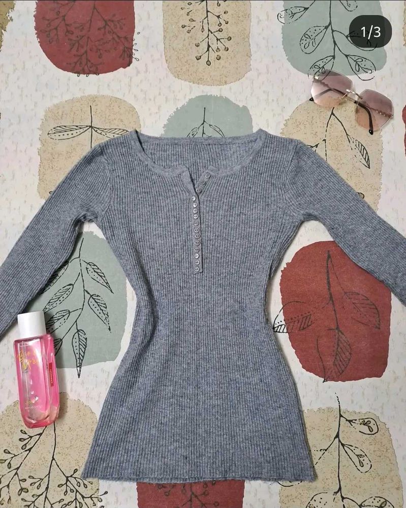 Ribbed Fitted Gray Top ( Bodycon)