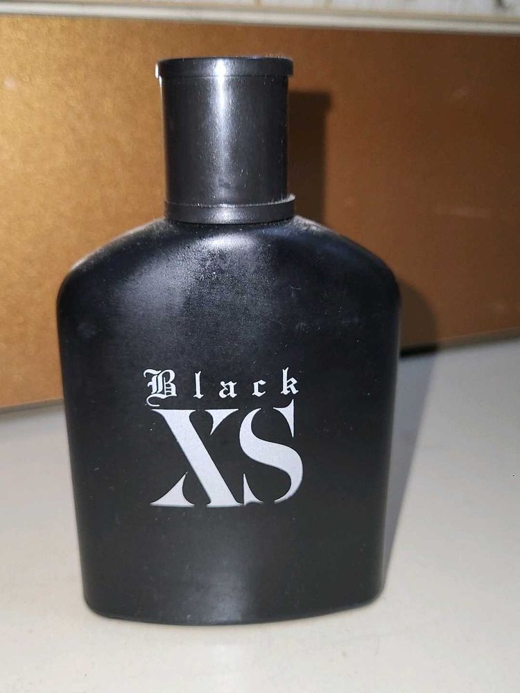 Perfume Xs Black
