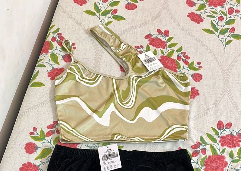 Wave Print Asymmetrical Crop Top