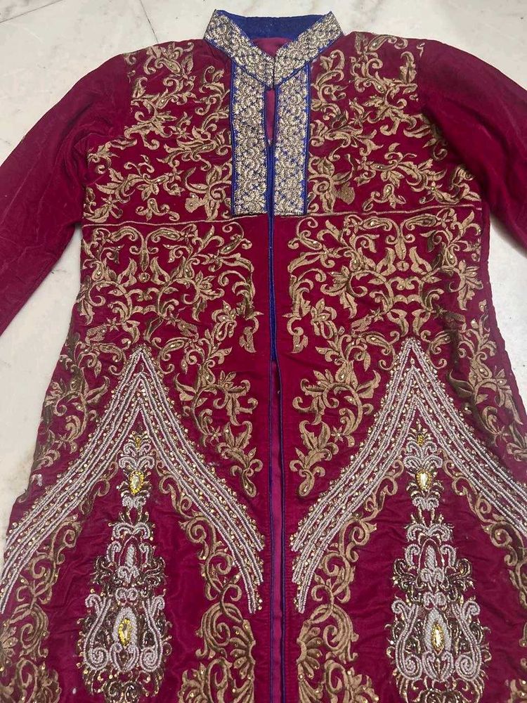 Elegant Embroidered Kurta
