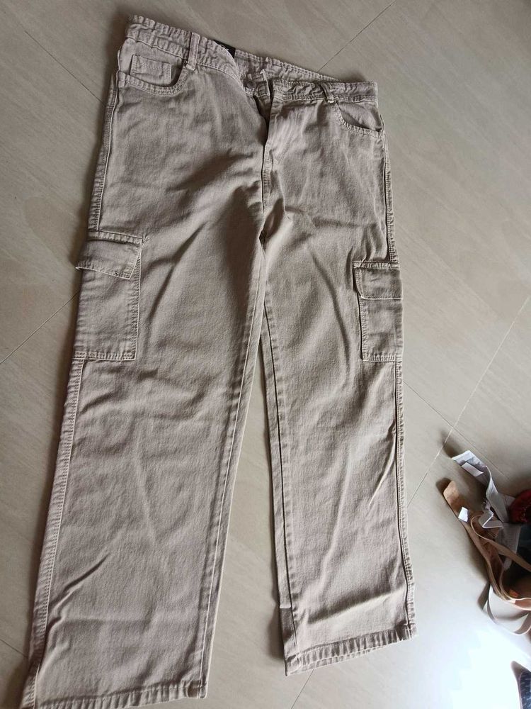 Cargo Jeans