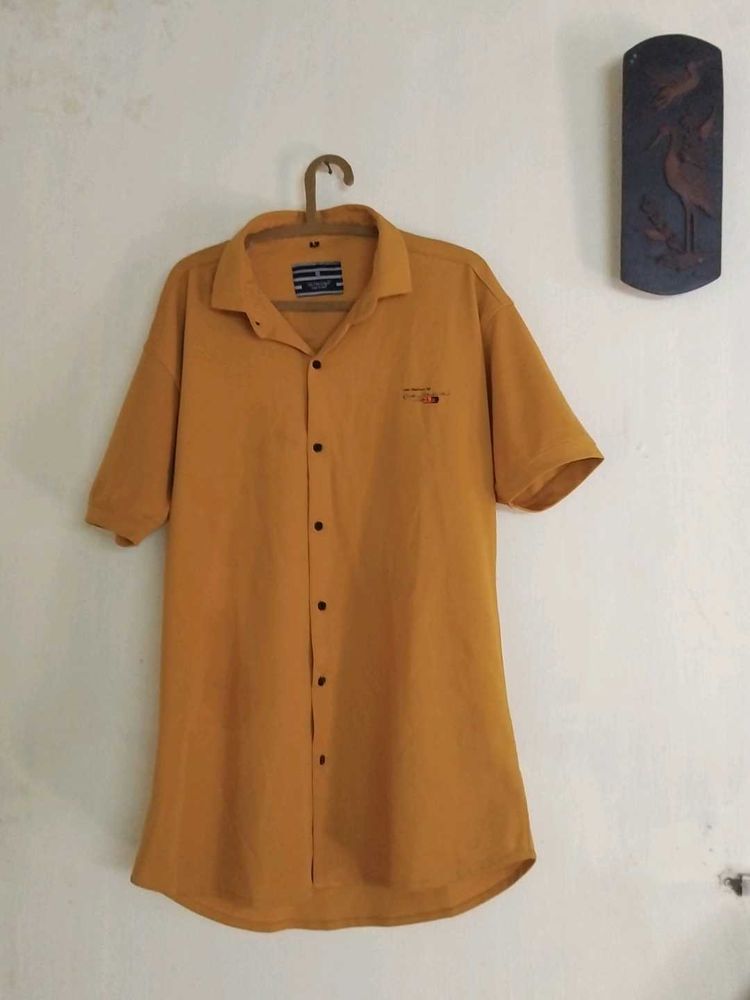 Vintage Mustard Short Sleeve Button Up Shirt