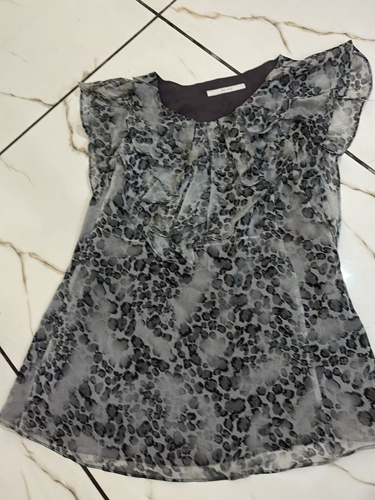 Women Tops