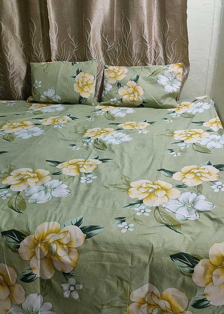 Bedsheet With Free Socks 🧦😉