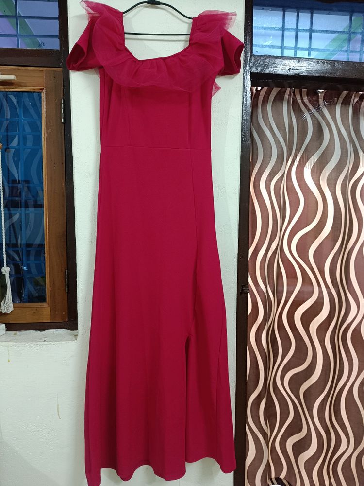 Beautiful Party Wear Pink Gown Floor Touch