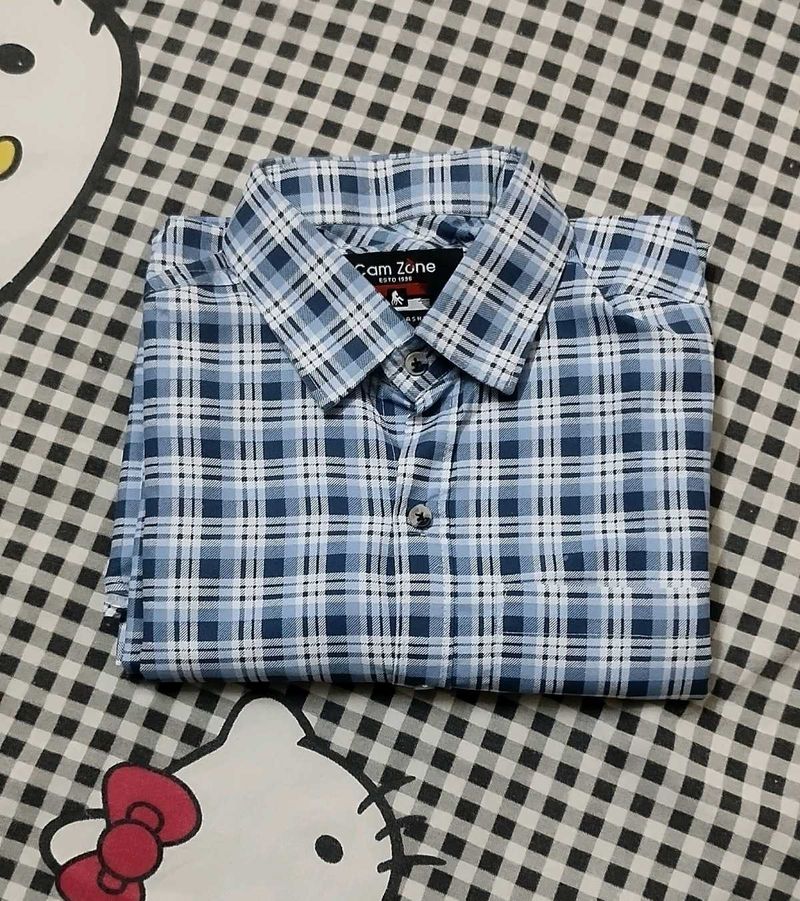 New Men&#39;s Shirt