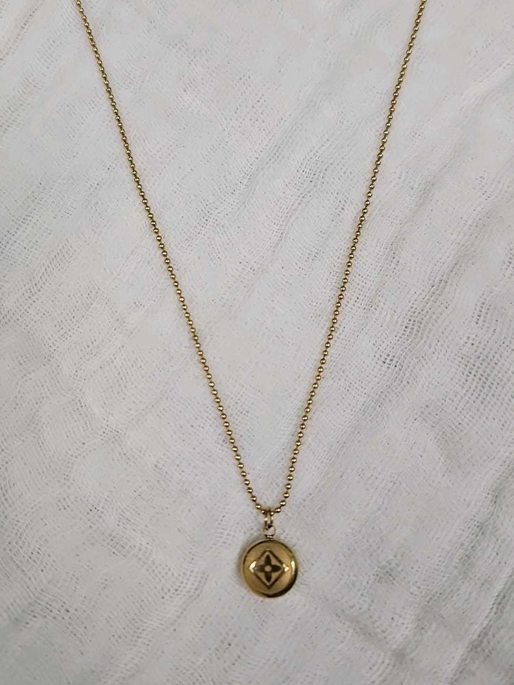 Golden Anti Tarnish Chain Pendent Only @150