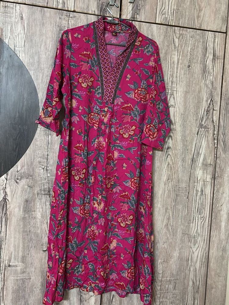 Elegant Floral Print Kurta set