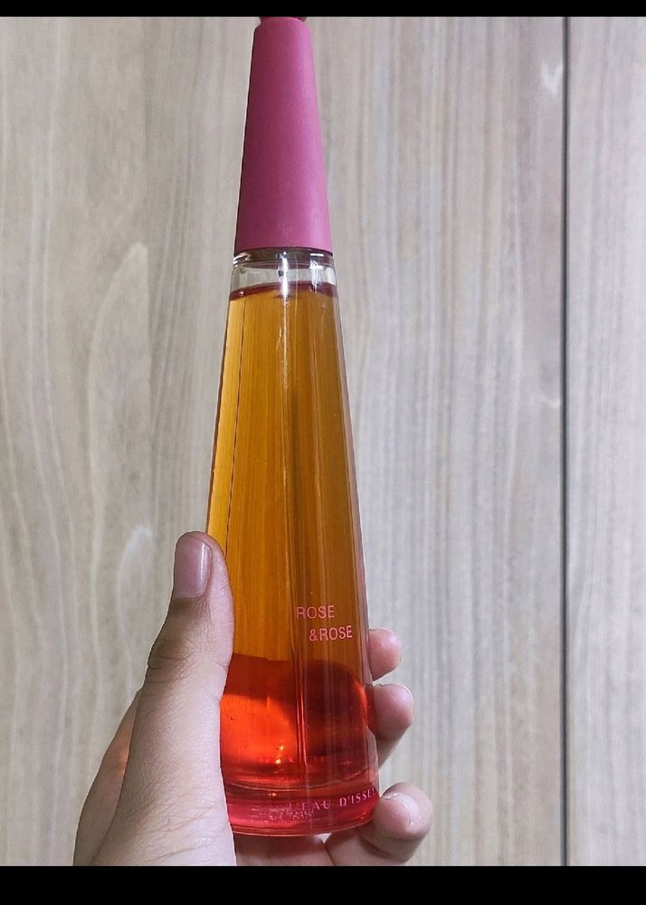 🚨 PRICE DROP 🚨 Issey Miyake Rose And Ros EDP