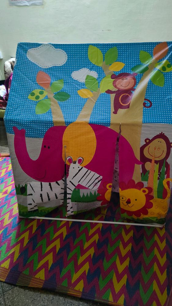 Kid&#39;s Tent house