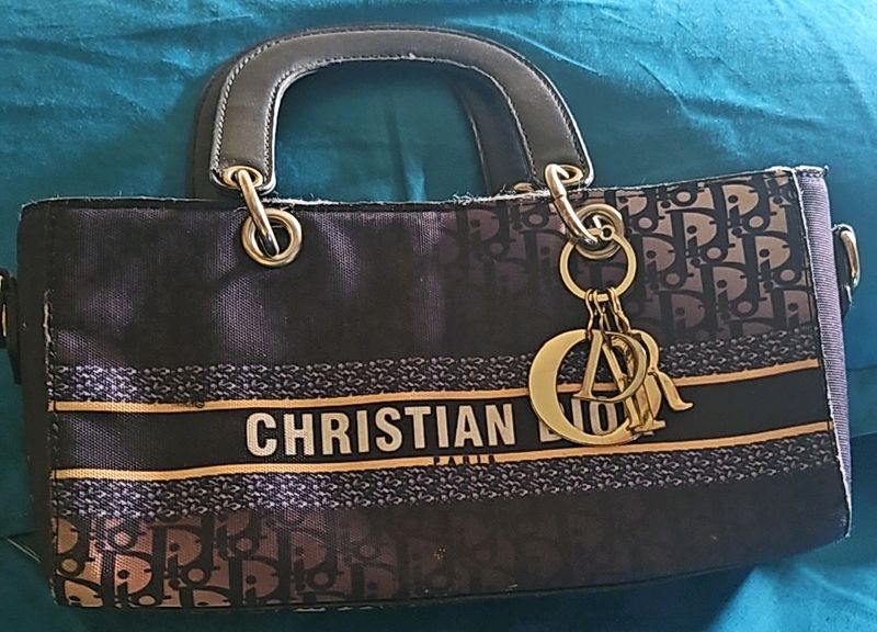 Handbag
