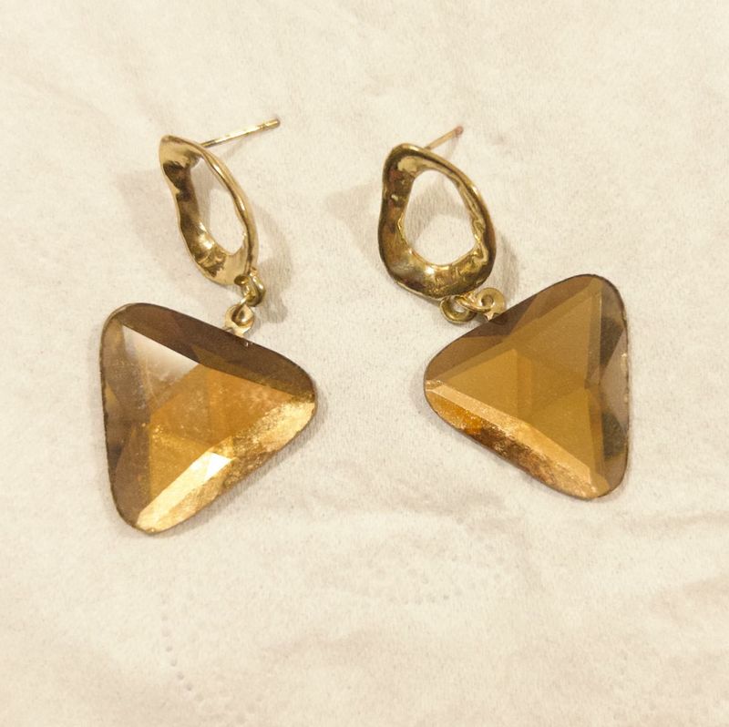 Golden Classy Earrings