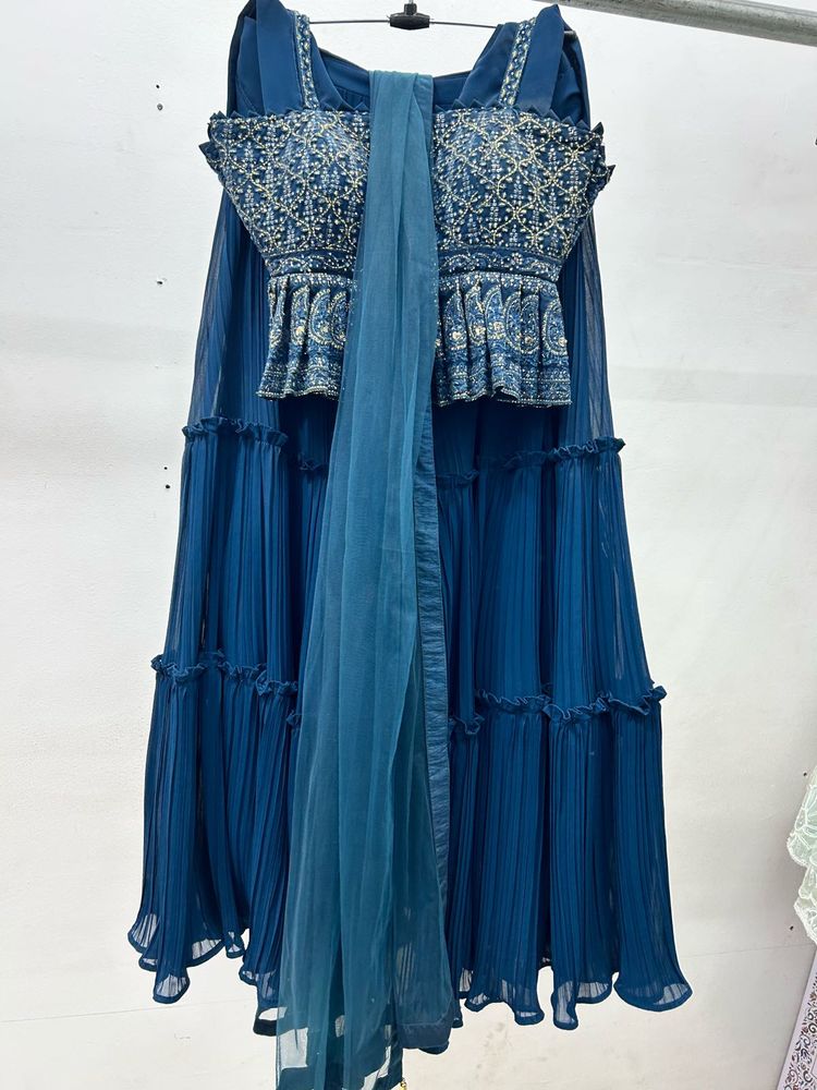 navy blue lehnga