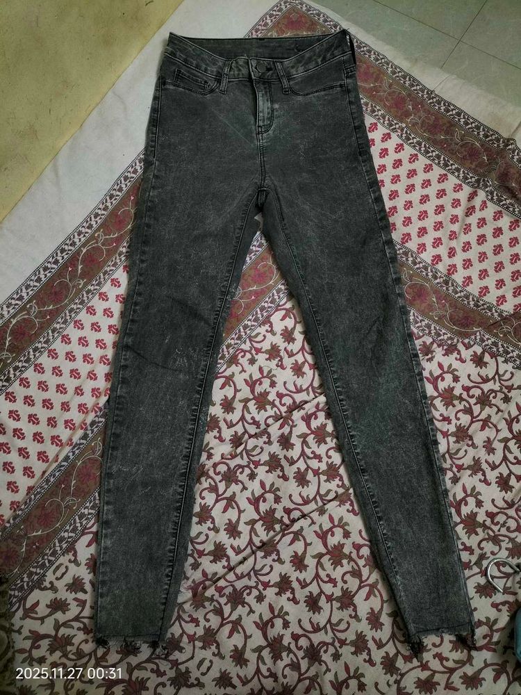 Grey Skinny Jeans