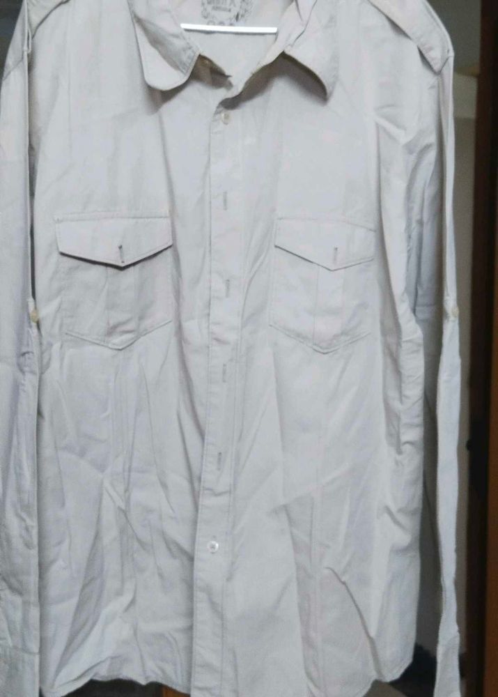 Men&#39;s Casual Shirt