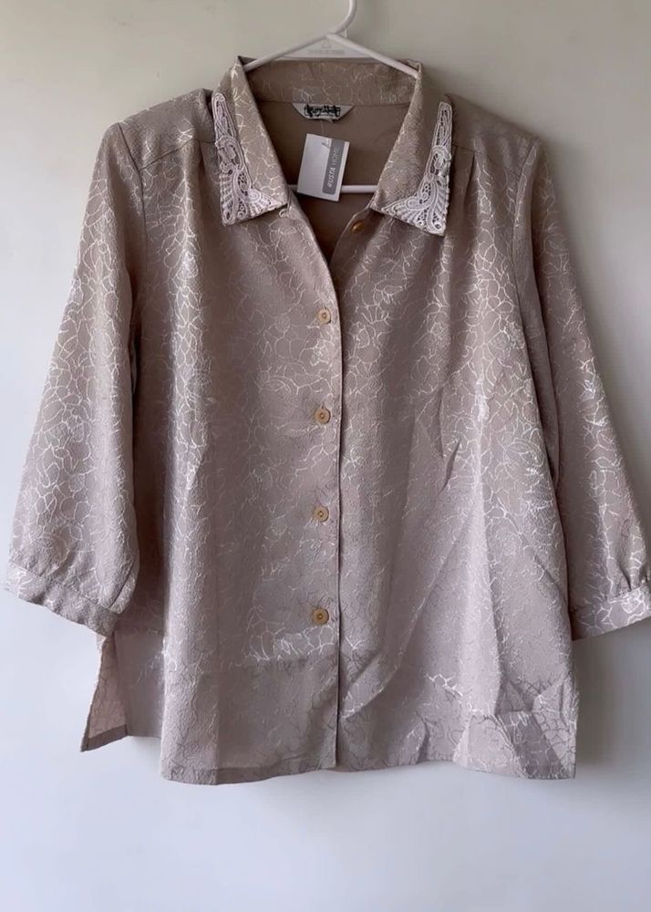Dm fr more pics, Shirt with collared lace attached