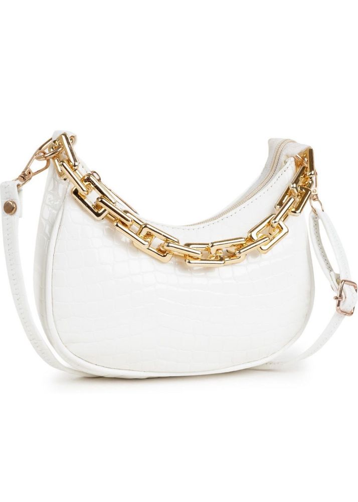 White shoulder bag with gold chain