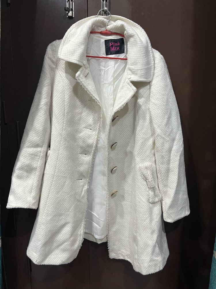 white royal coat