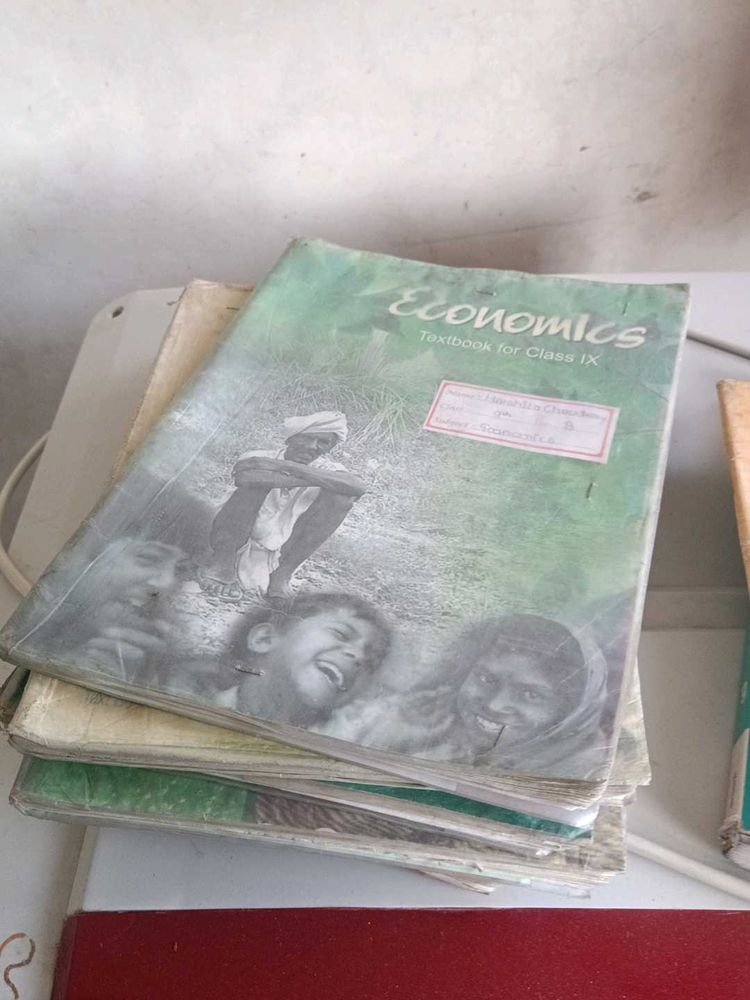 Class 9th All Textbook Under Offer