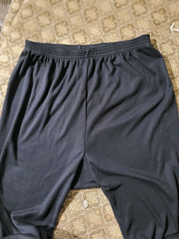 black leggings