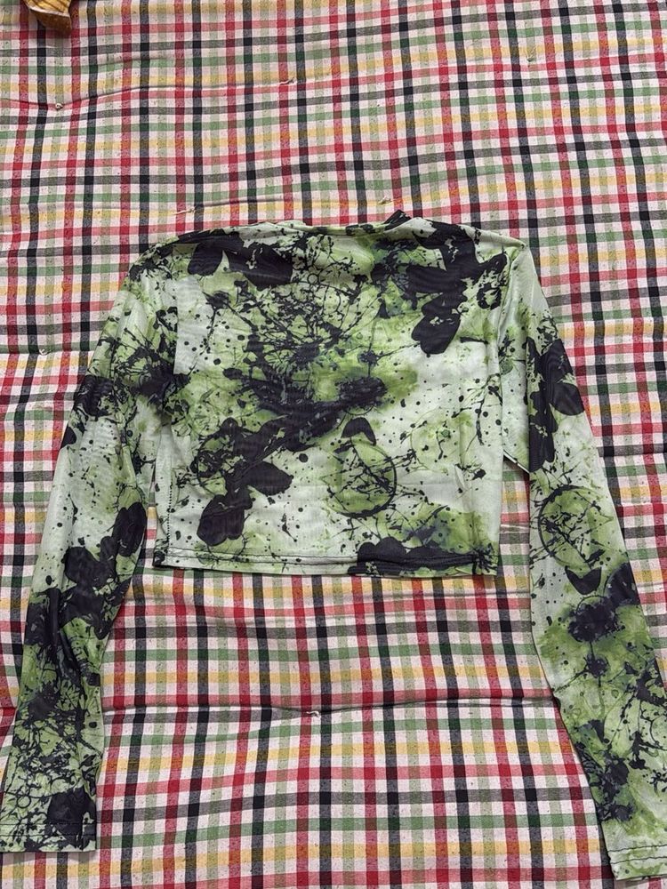 Green Print Long Sleeve Top